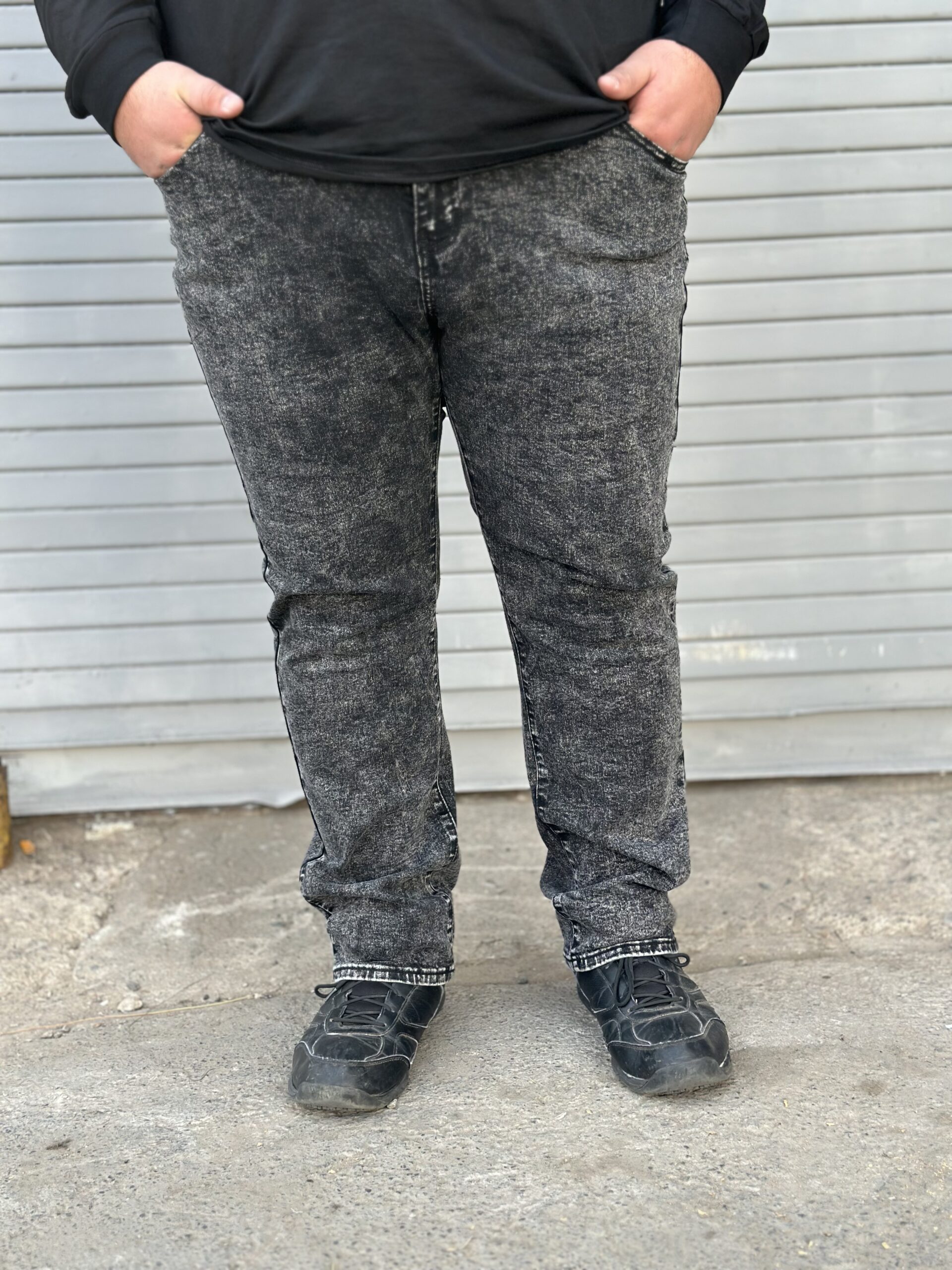 Jeans negro desgastado